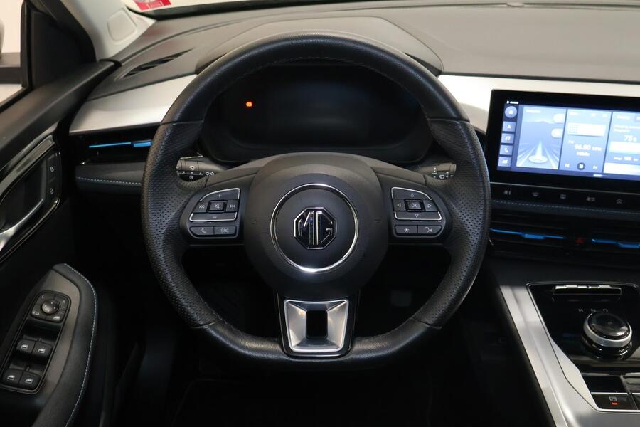 MG MG5 vaihtoauto