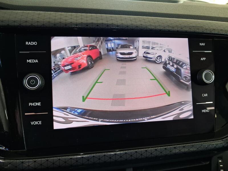 Volkswagen T-Cross vaihtoauto