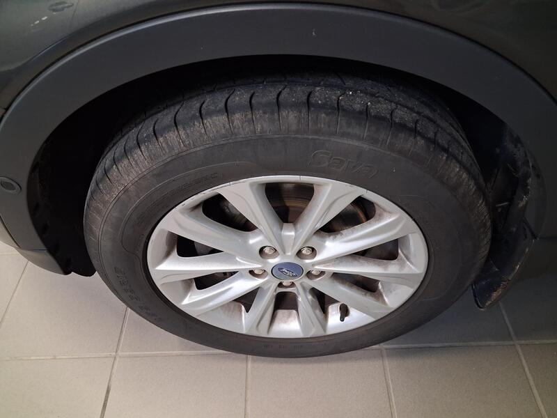 Ford Kuga vaihtoauto