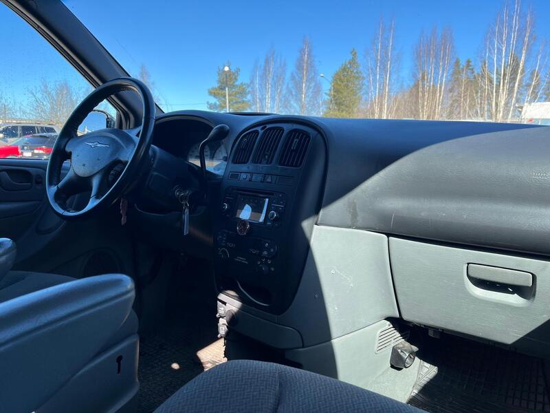 Chrysler Voyager vaihtoauto