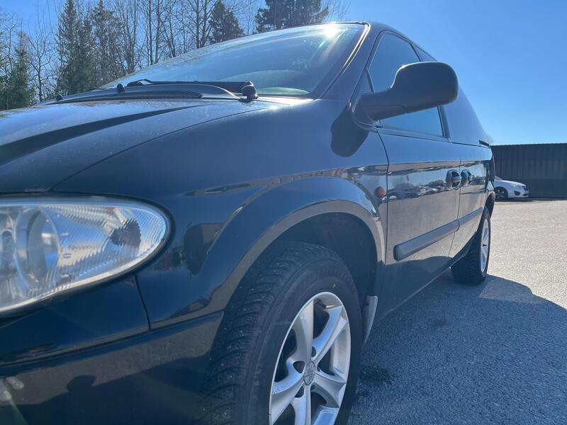 Chrysler Voyager vaihtoauto