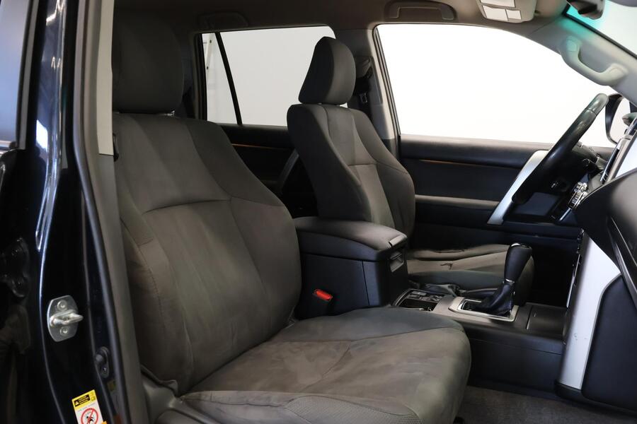 Toyota Land Cruiser vaihtoauto