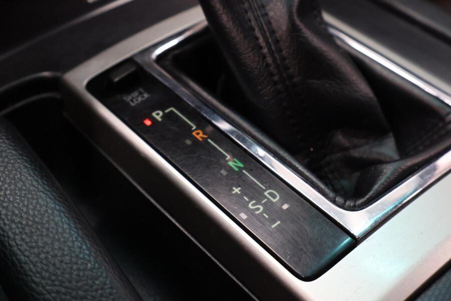 Toyota Land Cruiser vaihtoauto