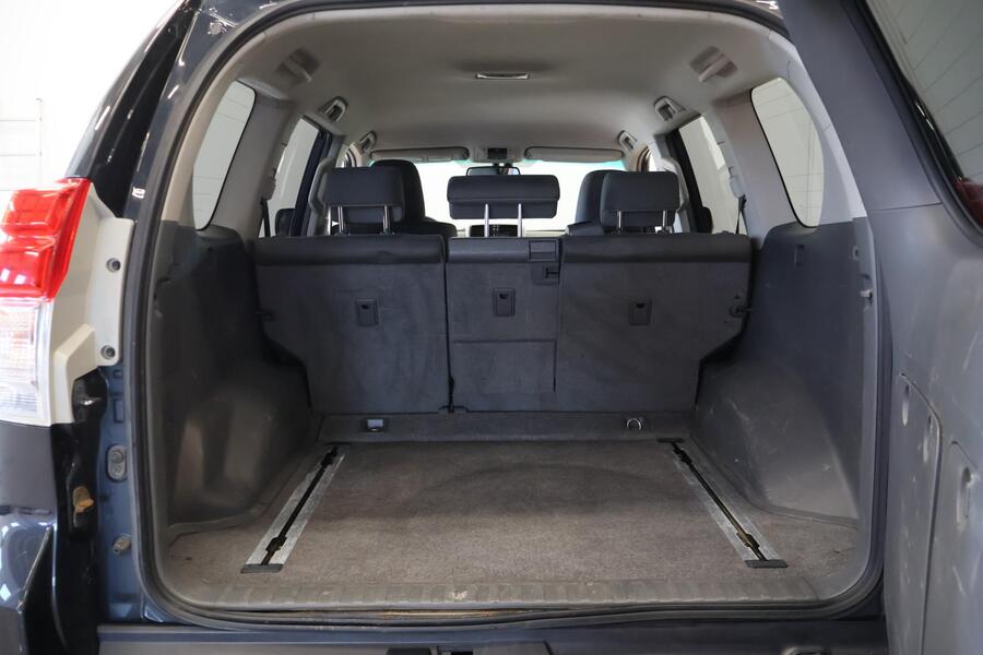 Toyota Land Cruiser vaihtoauto