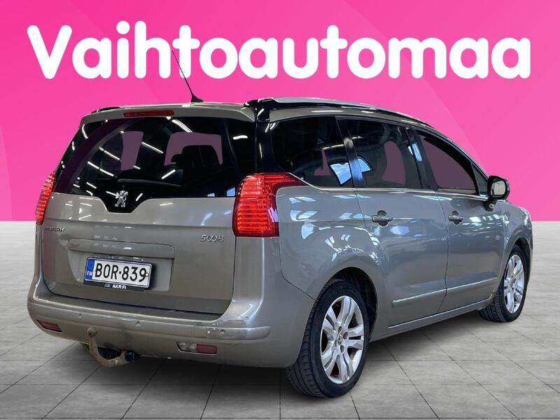 Peugeot 5008 vaihtoauto