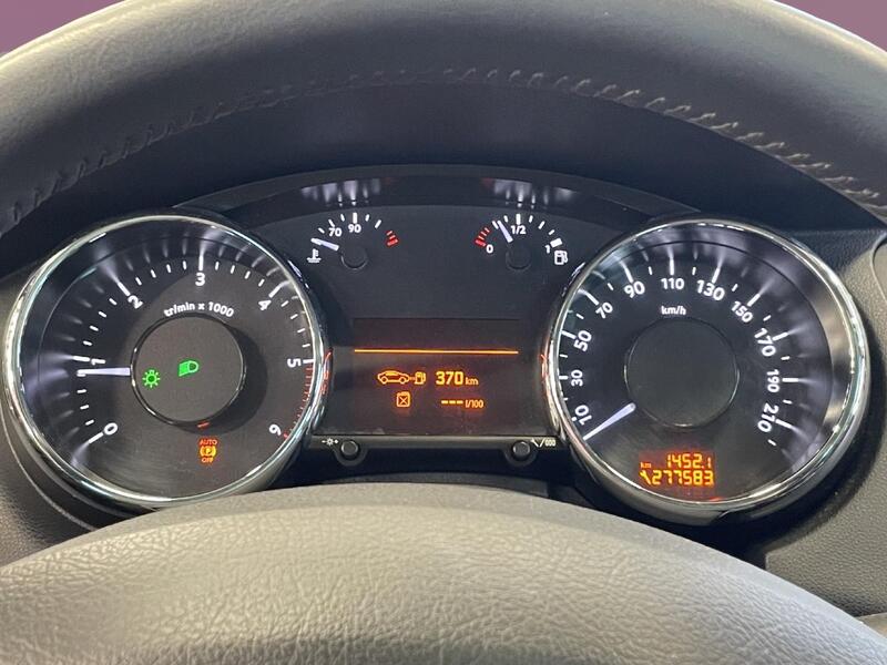 Peugeot 5008 vaihtoauto