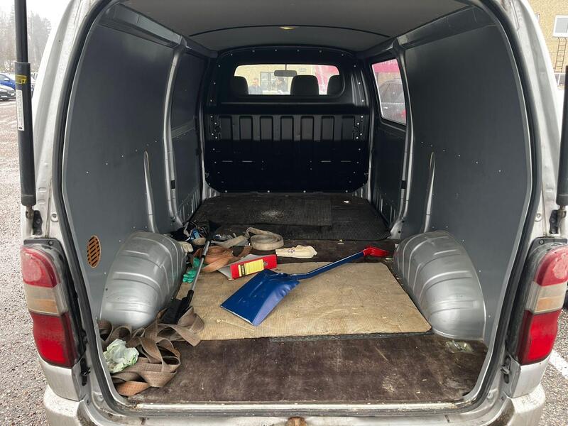 Toyota Hiace vaihtoauto