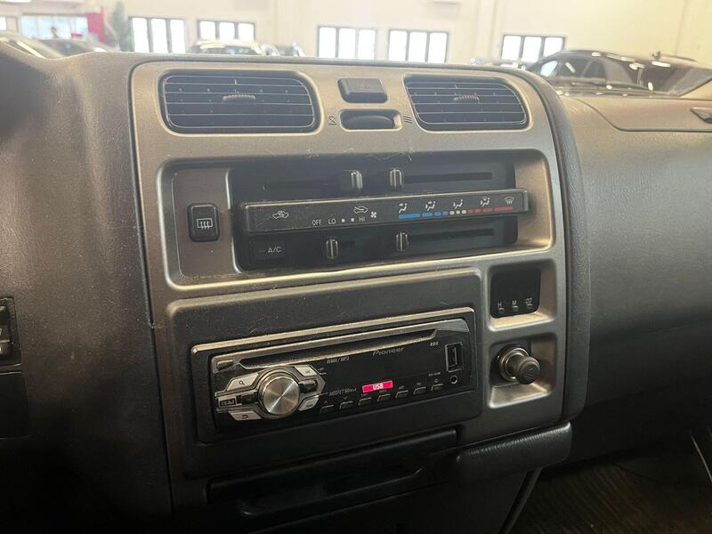 Toyota Hiace vaihtoauto