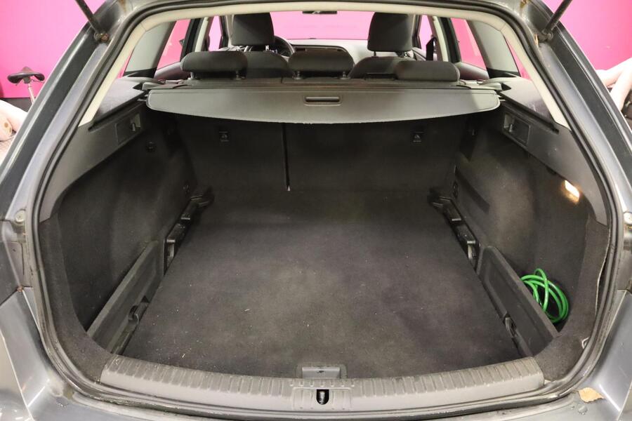 SEAT Leon ST vaihtoauto