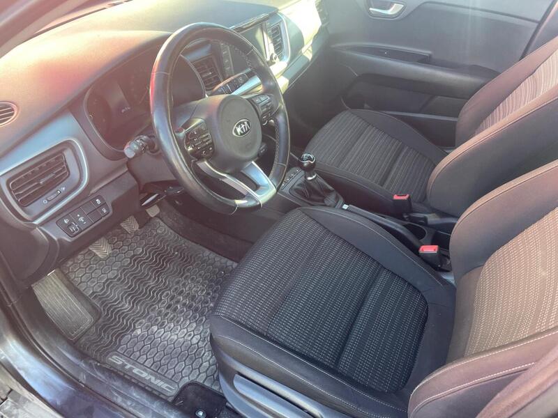 Kia Stonic vaihtoauto