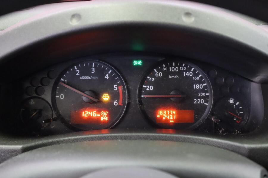 Nissan Navara vaihtoauto