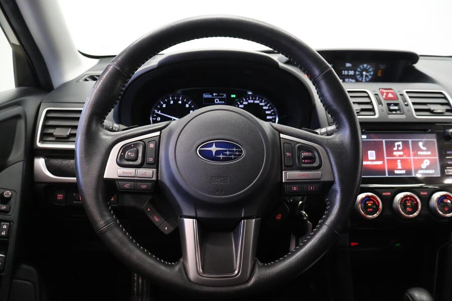 Subaru Forester vaihtoauto