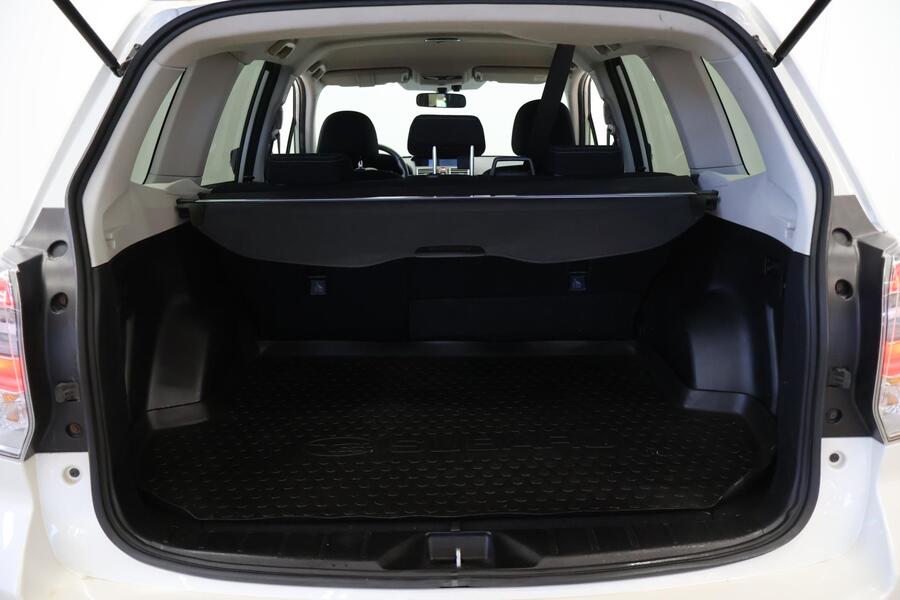 Subaru Forester vaihtoauto