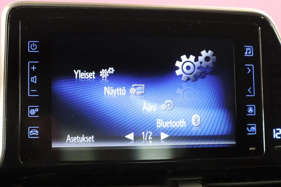 Toyota C-HR vaihtoauto