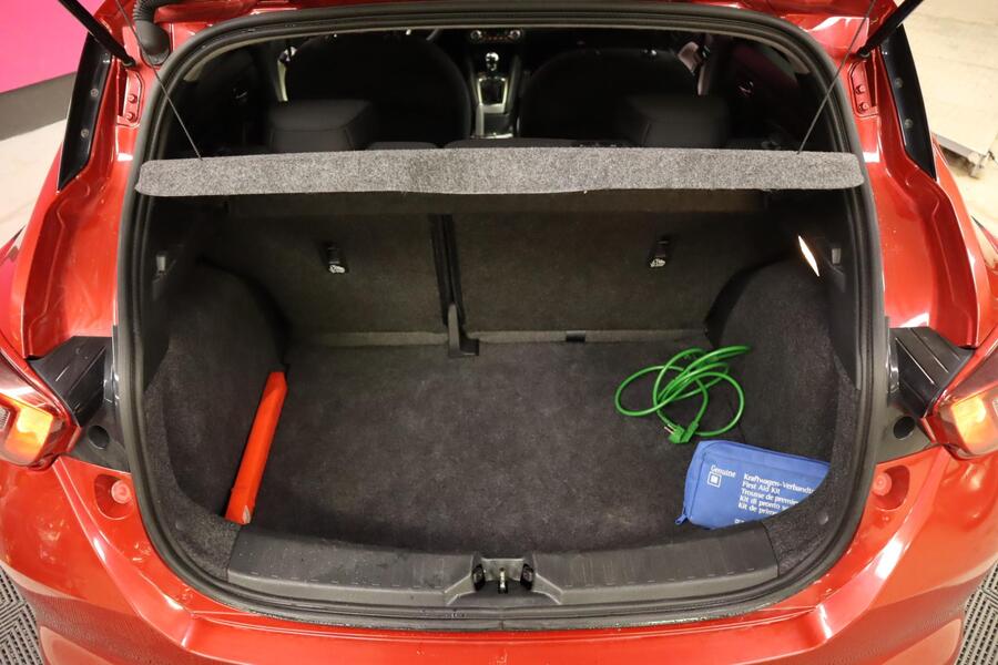 Nissan Micra vaihtoauto