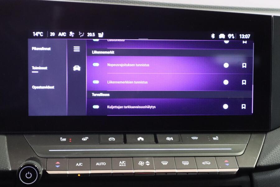 Opel Astra vaihtoauto