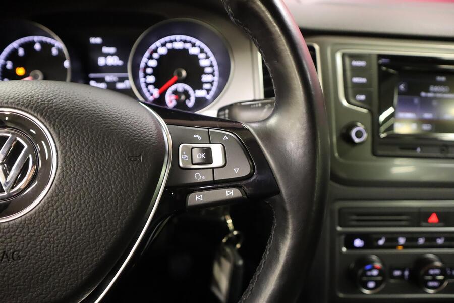 Volkswagen Golf Sportsvan vaihtoauto