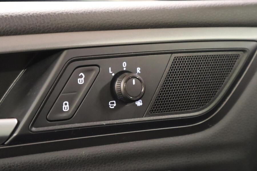 Volkswagen Golf Sportsvan vaihtoauto