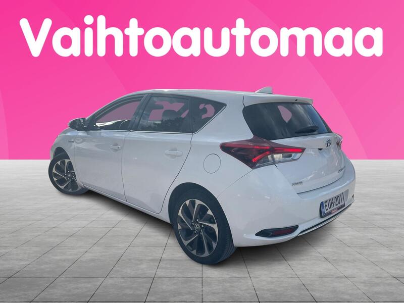 Toyota Auris vaihtoauto