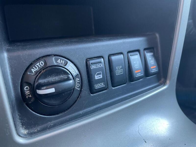 Nissan Pathfinder vaihtoauto