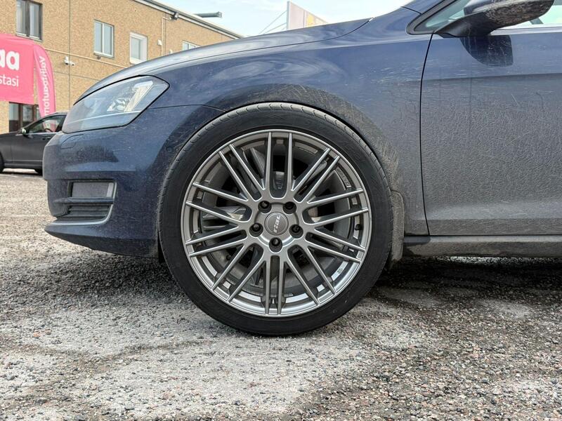 Volkswagen Golf vaihtoauto