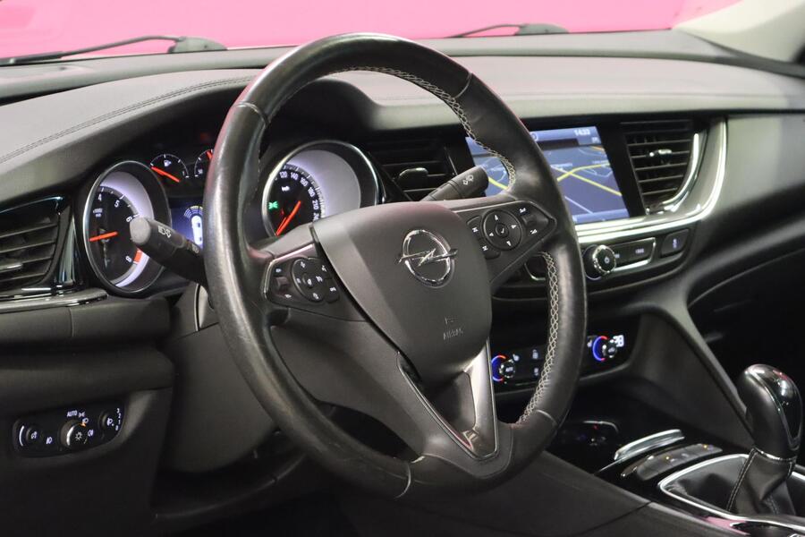 Opel Insignia vaihtoauto