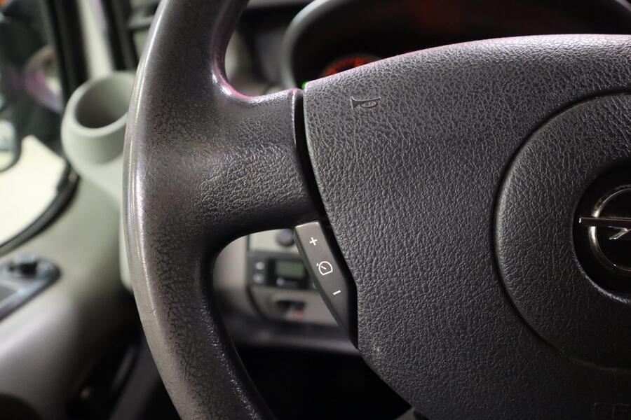 Opel Vivaro vaihtoauto