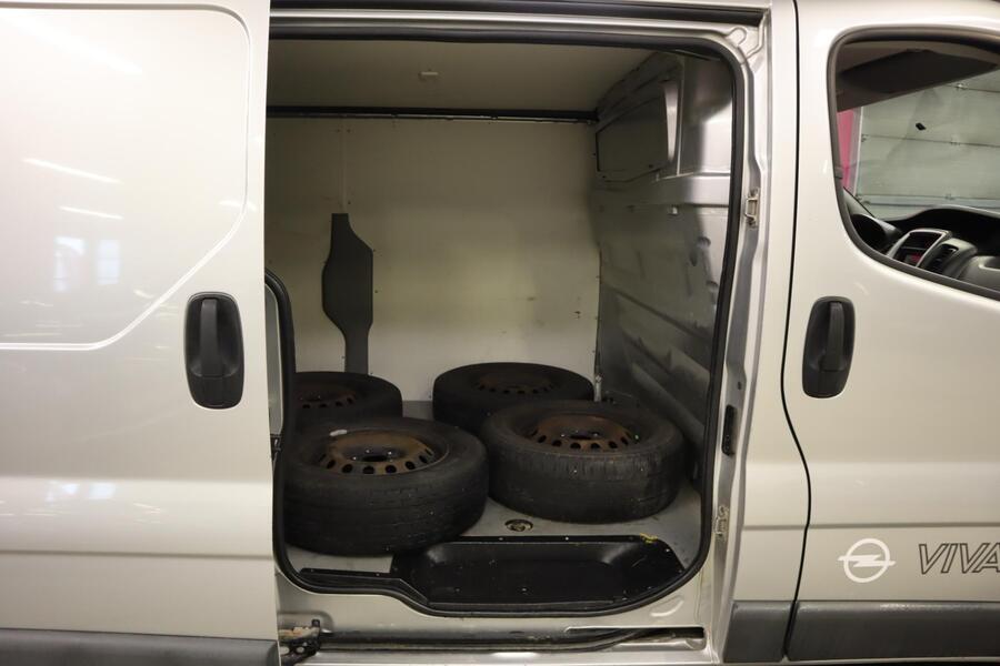 Opel Vivaro vaihtoauto