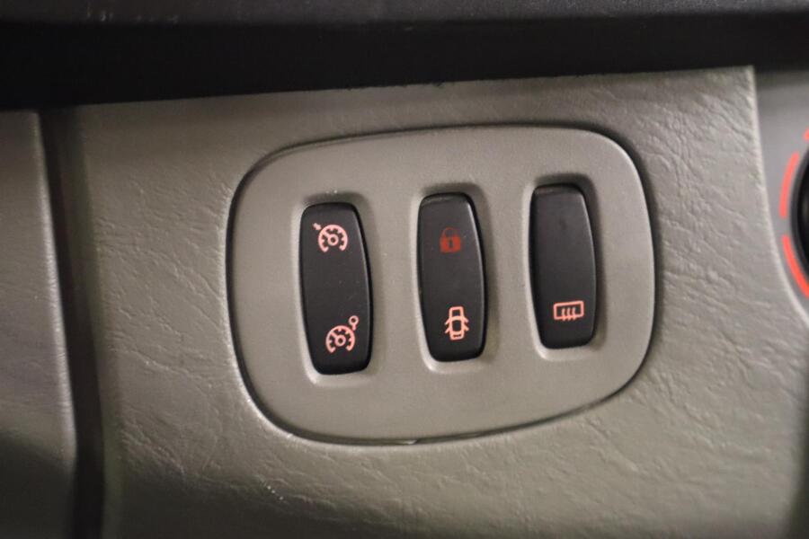 Opel Vivaro vaihtoauto