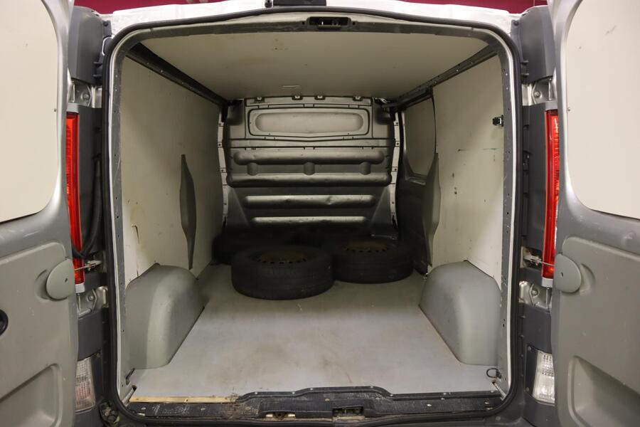 Opel Vivaro vaihtoauto