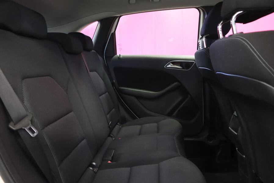 Mercedes-Benz B vaihtoauto