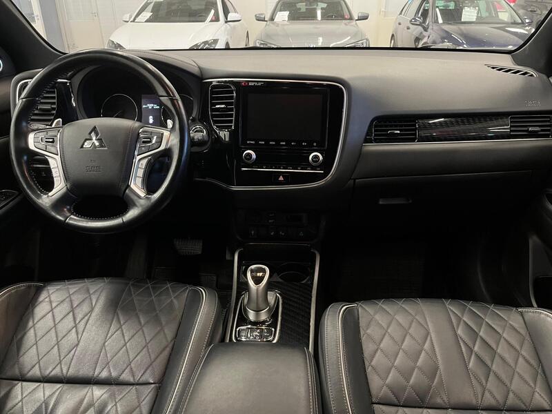 Mitsubishi Outlander PHEV vaihtoauto