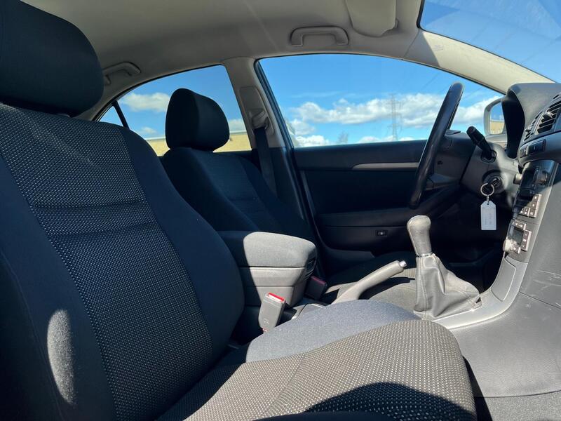 Toyota Avensis vaihtoauto