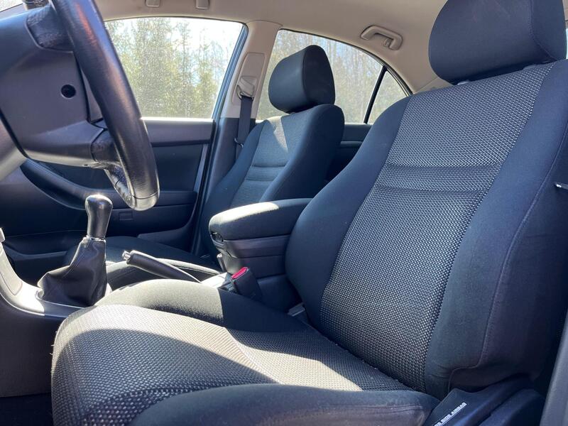 Toyota Avensis vaihtoauto