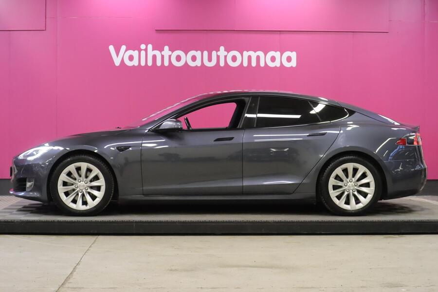 Tesla Model S vaihtoauto