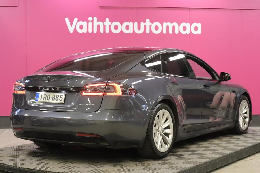Tesla Model S vaihtoauto