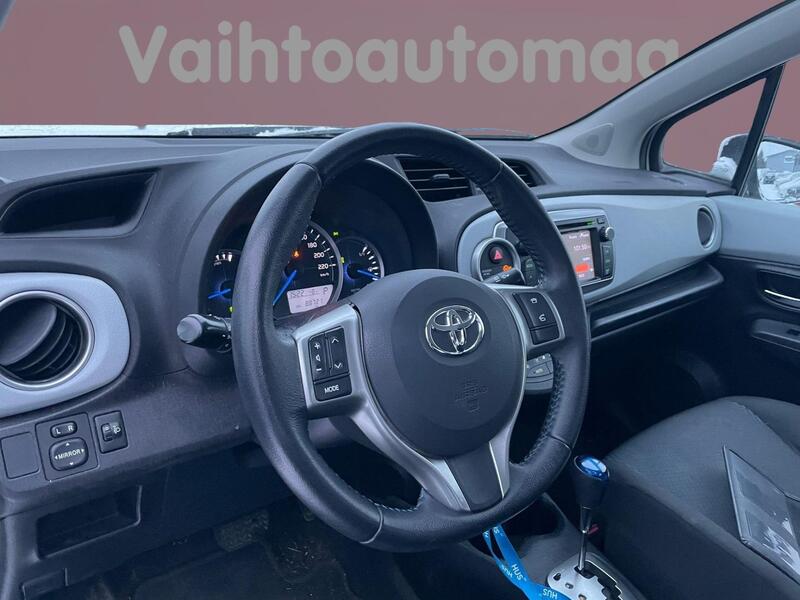 Toyota Yaris vaihtoauto