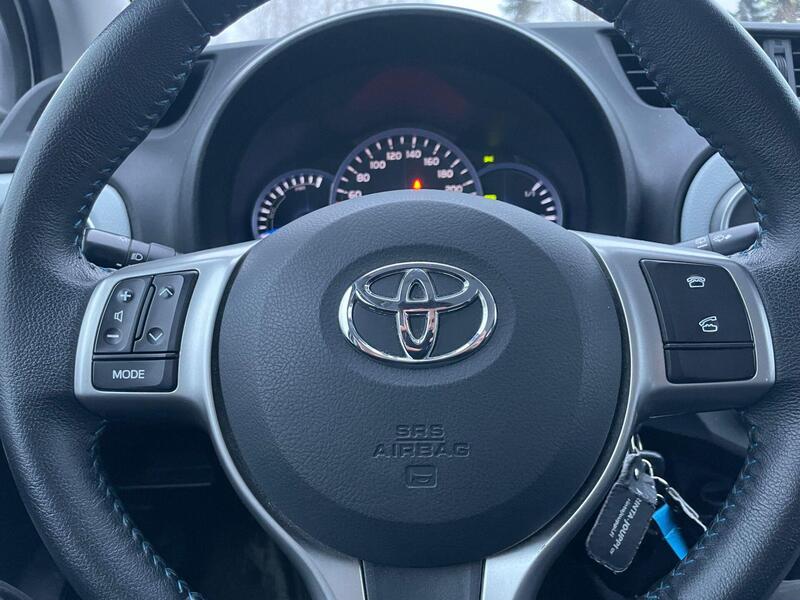 Toyota Yaris vaihtoauto
