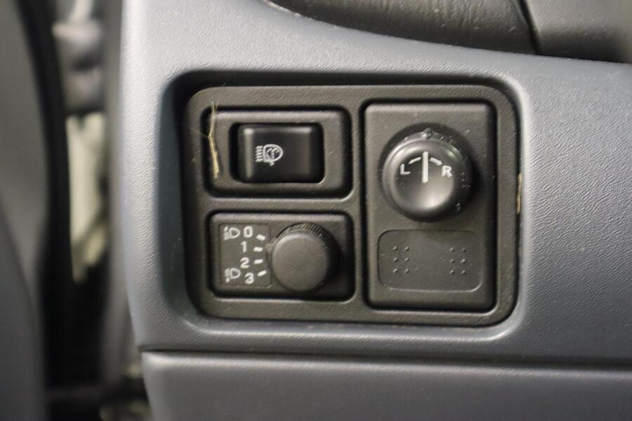 Nissan Almera vaihtoauto