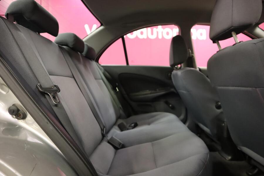 Nissan Almera vaihtoauto