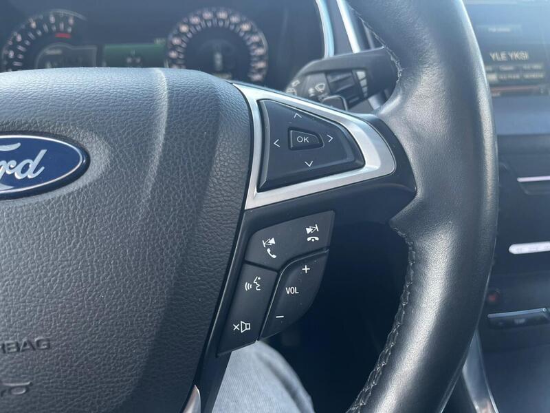 Ford S-MAX vaihtoauto