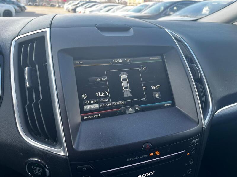 Ford S-MAX vaihtoauto