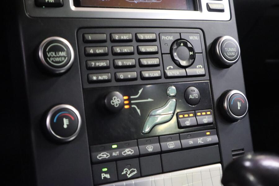 Volvo XC70 vaihtoauto