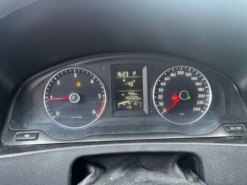 Volkswagen Caravelle vaihtoauto