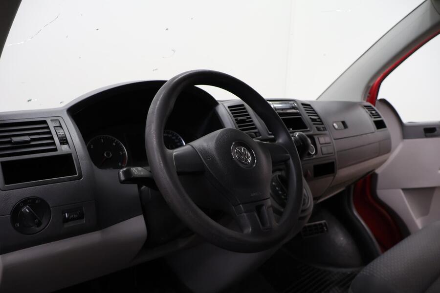 Volkswagen Caravelle vaihtoauto