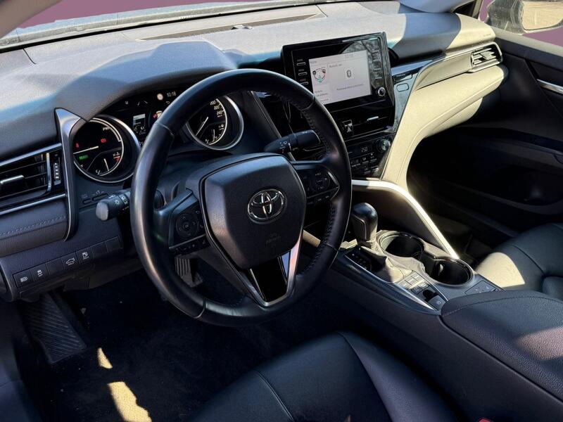 Toyota Camry vaihtoauto