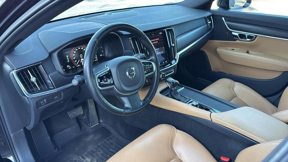 Volvo V90 Cross Country vaihtoauto