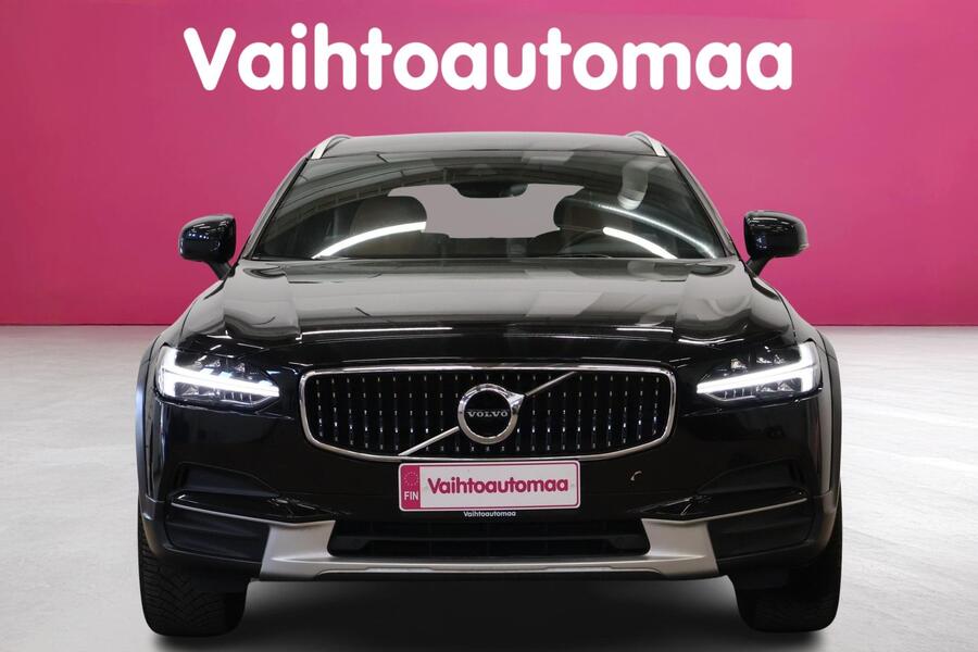 Volvo V90 Cross Country vaihtoauto
