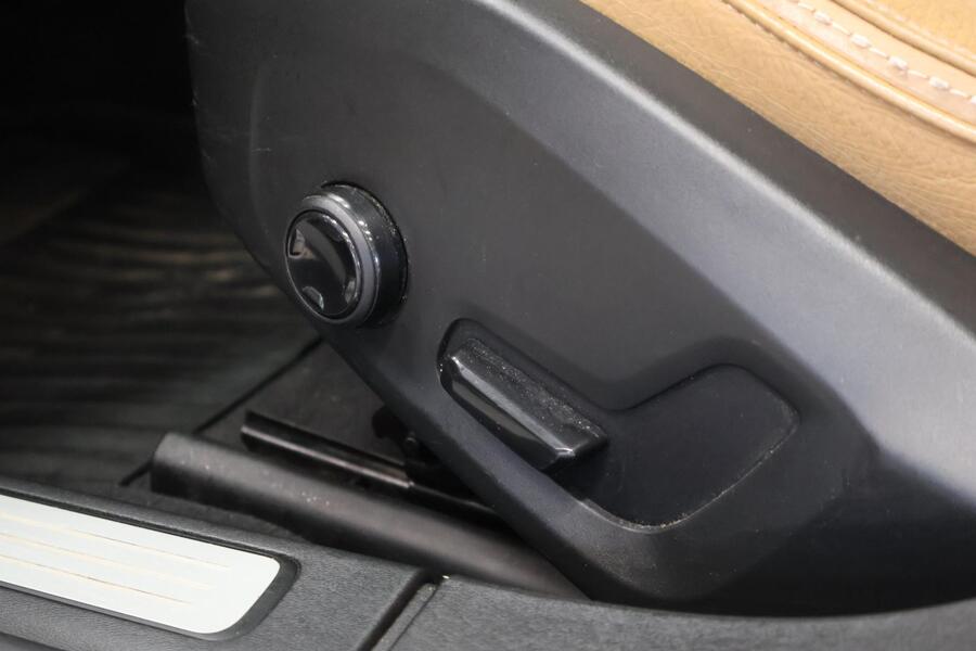 Volvo V90 Cross Country vaihtoauto