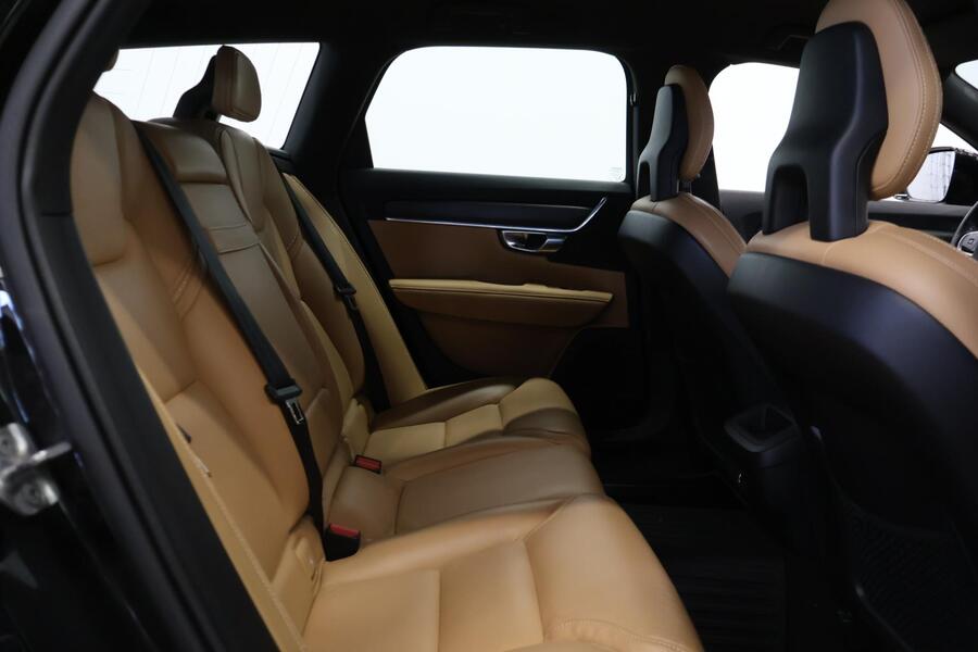 Volvo V90 Cross Country vaihtoauto